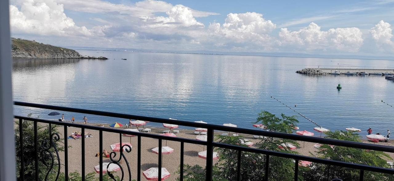Villa Lazuren Bryag Chernomorets Exterior foto